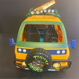 Teenage Mutant Ninja Turtles: Mutant Mayhem Pizza Fire Delivery Van
